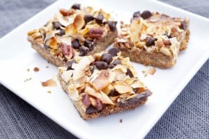 Magic Bars Recipe - The perfect goey chocolate and caramelly bar that's actually healthy! Gluten free, dairy free and refined sugar free! yes please