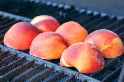 Grilling Peaches: a quick and healthy dessert perfect for summer Bar-B-Ques!