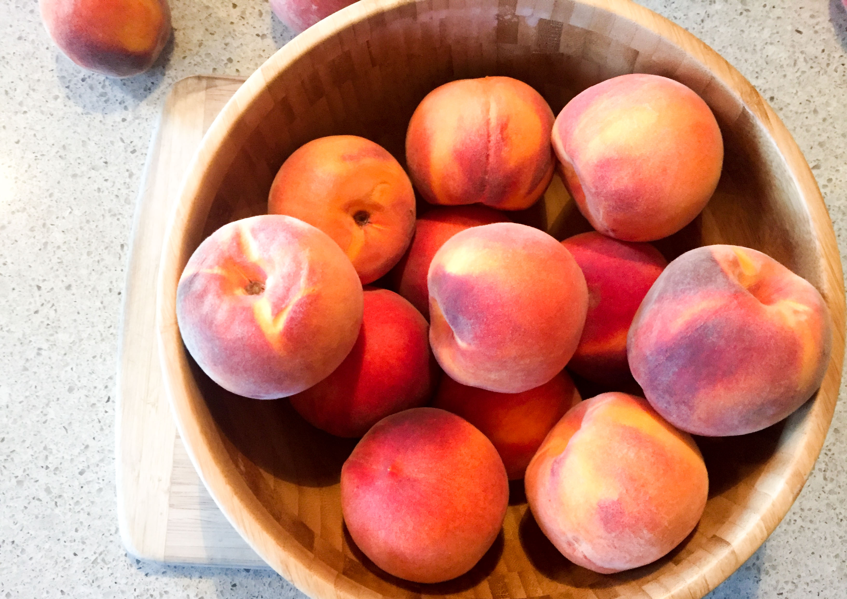 how-to-freeze-peaches-a-step-by-step-guide-eat-your-way-clean