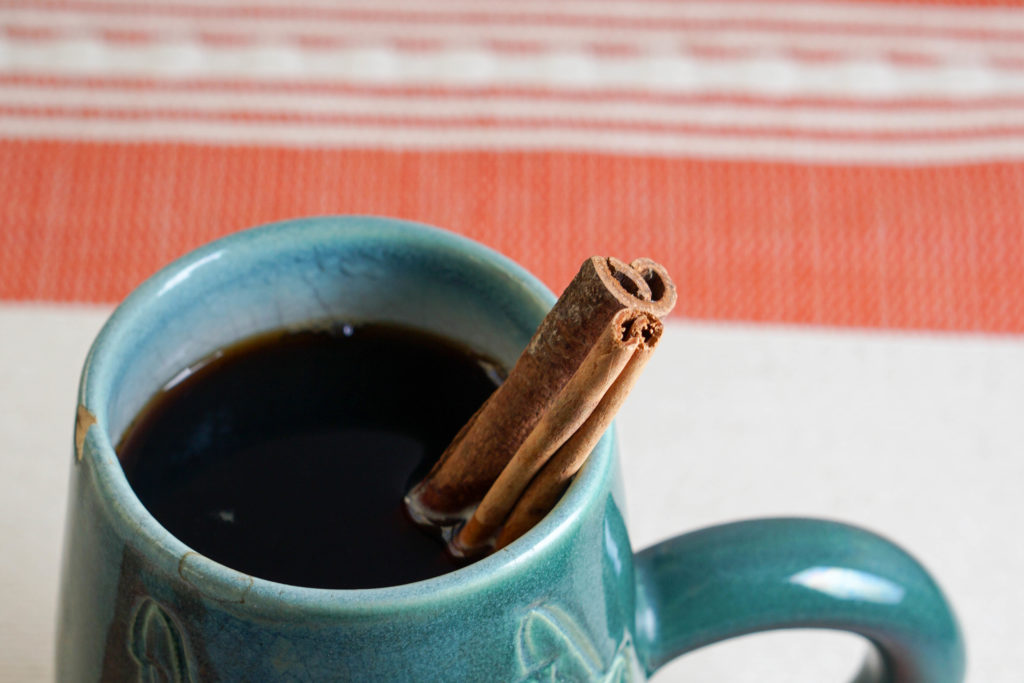 Natural Cinnamon Spiced Coffee Recipe - A truly healthy alternative to fall seasonal coffee drinks. Clean, healthy, sugar free and anti-oxidant full