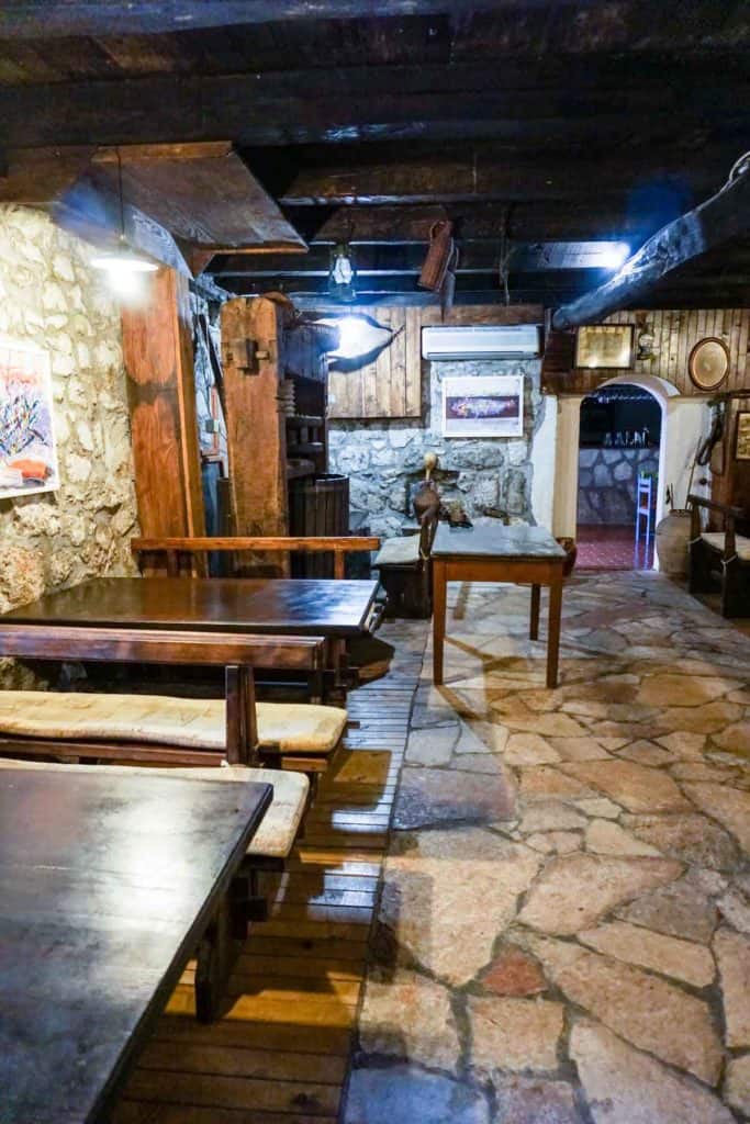 A traditional Croatian cooking class with Peka and a wine tour of dalmatian wineries on the Peljesac Peninsula. A perfect Dubrovnik day trip in Croatia