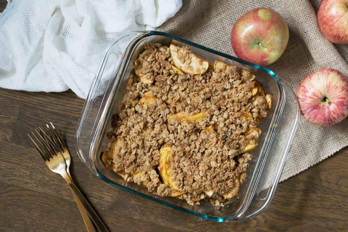 A healthy twist on a classic dessert: this gluten free apple crisp is made from nutritious real foods and nationally sweetened, perfect for health-conscience, dairy free, sugar free or vegan friends!