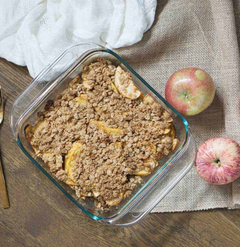 A healthy twist on a classic dessert: this gluten free apple crisp is made from nutritious real foods and nationally sweetened, perfect for health-conscience, dairy free, sugar free or vegan friends!