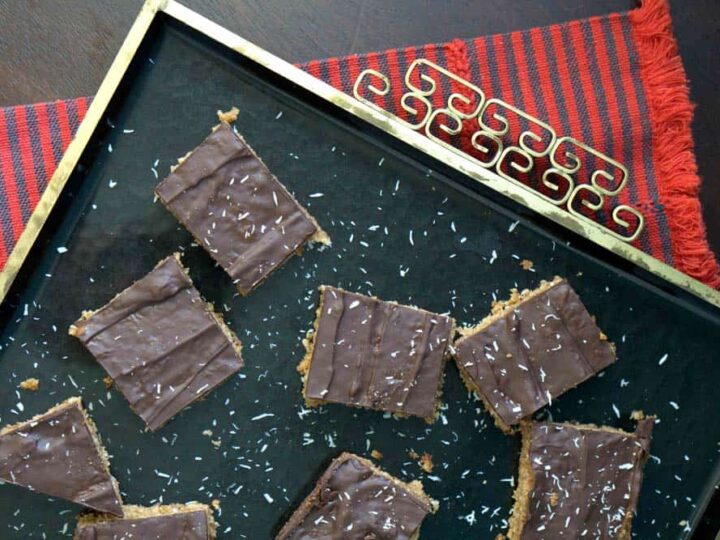 Gluten free, dairy free, refiend sugar free english toffee bars are quick, healthy, grain free and delicious