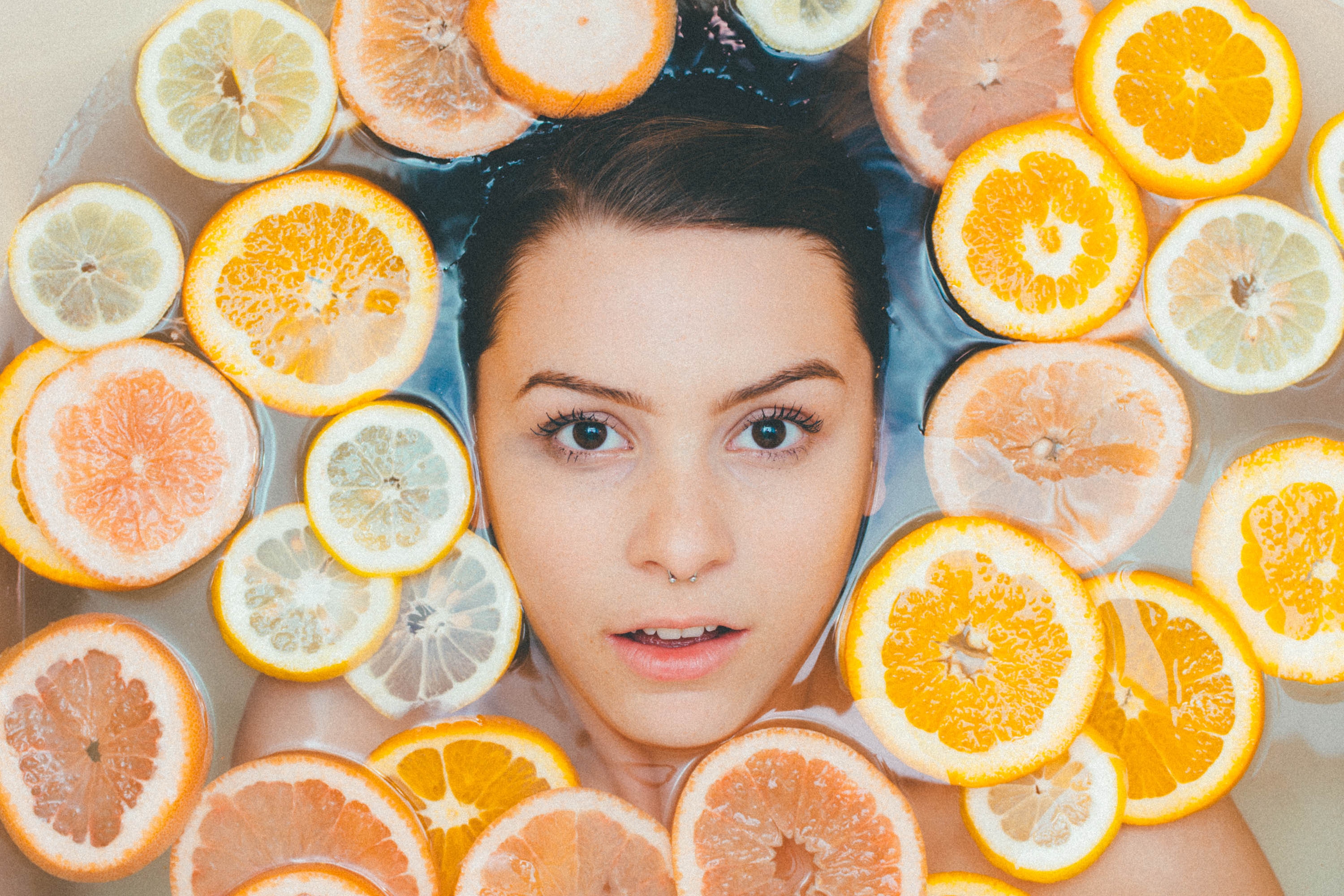 Quick, affordable and easy ways easy to reduce the toxins you encounter every day may be simpler than you think. Follow these tips to detox your daily beauty routine, and live a healthier and cleaner life.