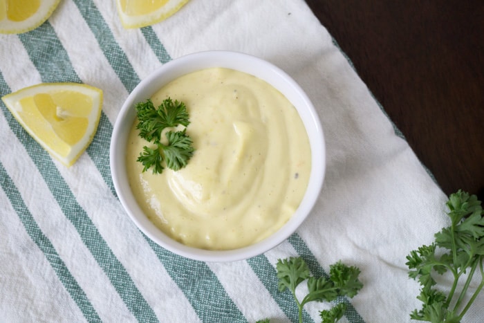 Quick and easy homemade aioli sauce recipe