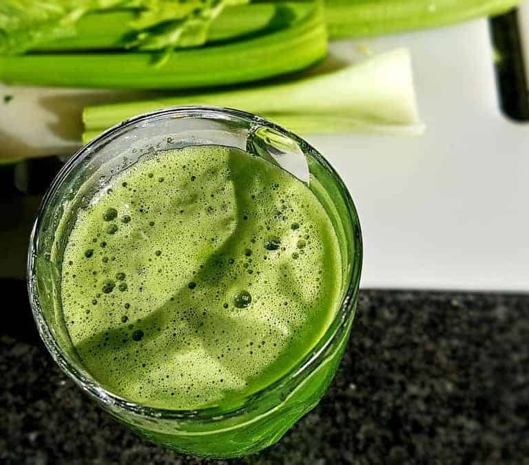 Celery juice without outlet a juicer